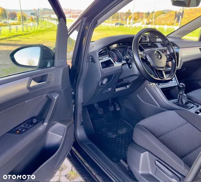 Volkswagen Touran 1.4 TSI BMT Comfortline - 14