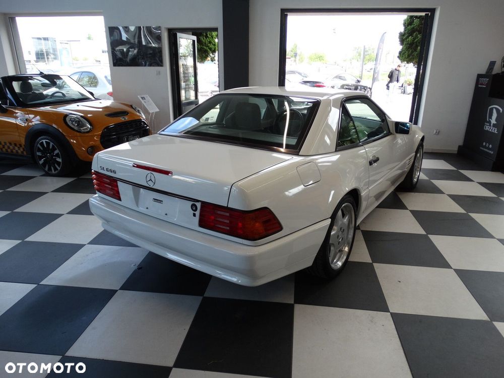 Mercedes-Benz SL - 5