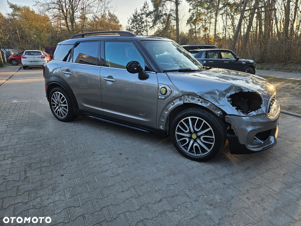 MINI Countryman Cooper SE ALL4 John Cooper Works Trim - 25