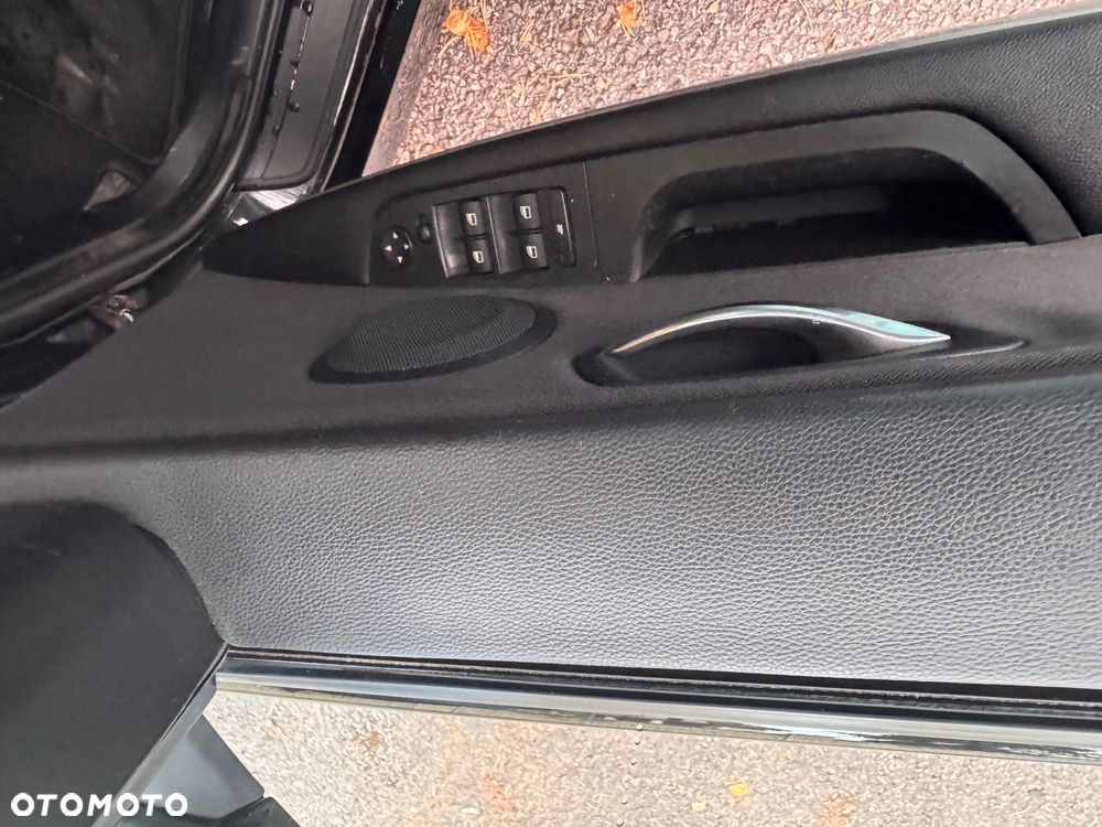 BMW Seria 3 - 16