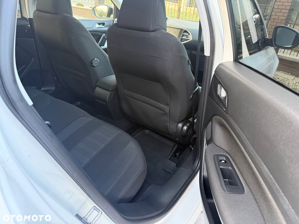Peugeot 308 BlueHDi 120 Stop & Start Business-Line - 9