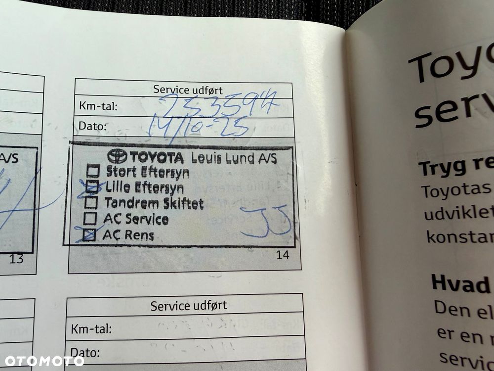 Toyota Avensis Touring Sports 1.8 Edition S+ - 34