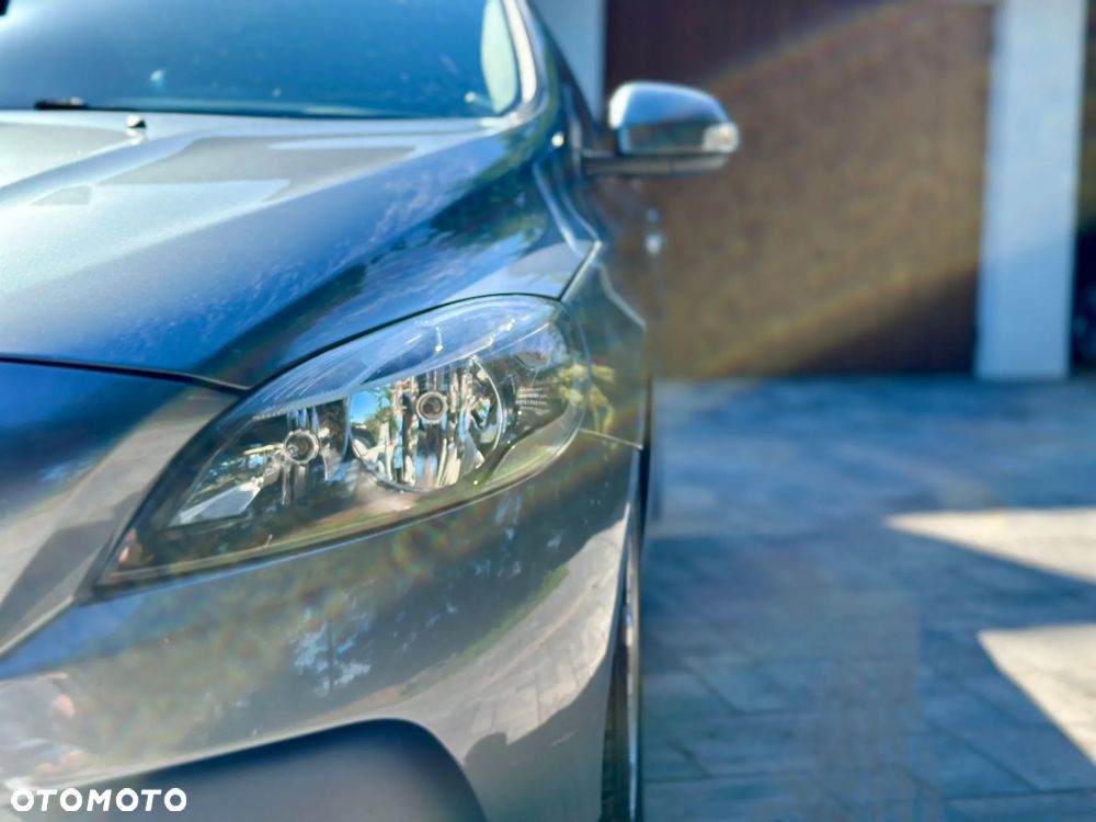 Volvo V40 D2 Momentum - 20