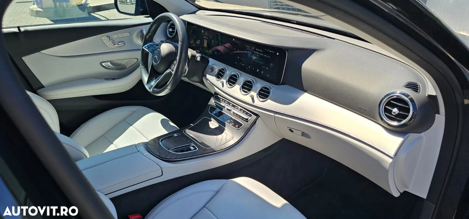 Mercedes-Benz E 220 d T 9G-TRONIC AMG Line - 13