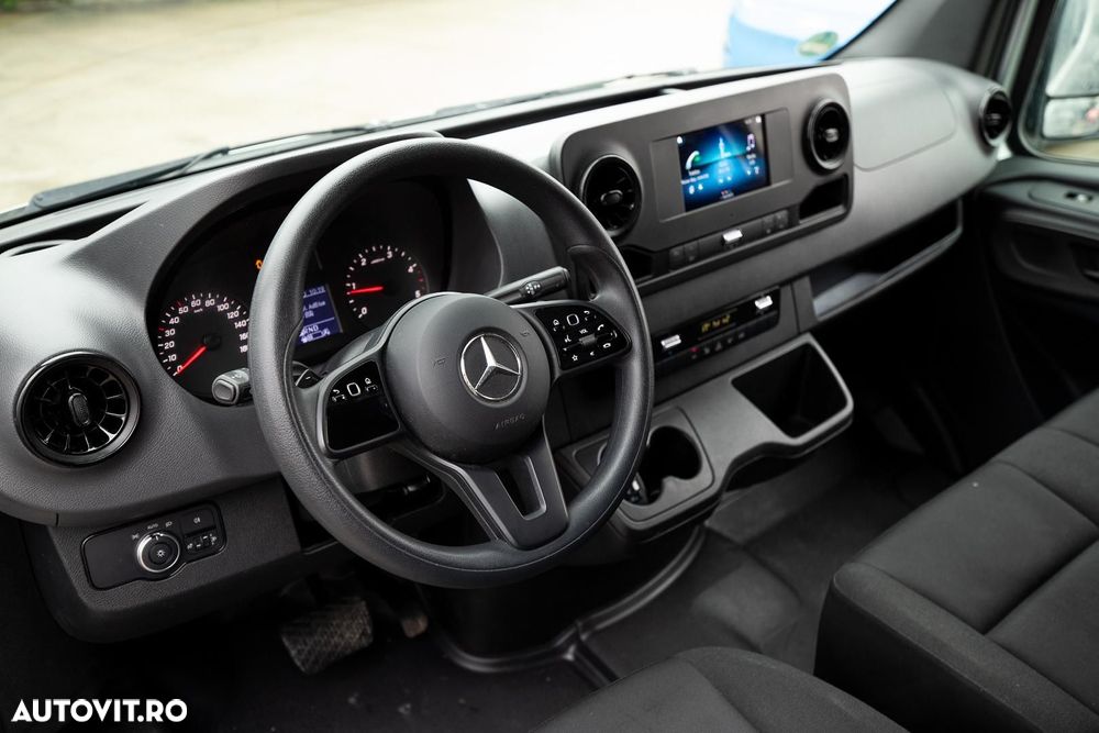 Mercedes-Benz sprinter - 8