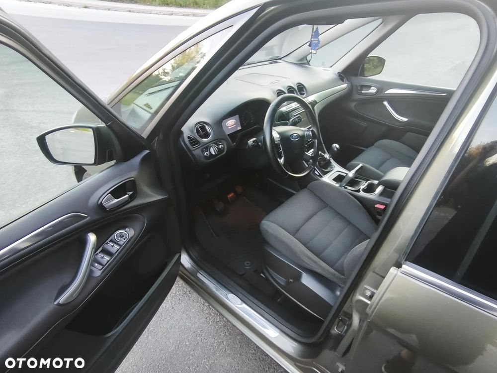 Ford Galaxy 1.6 EcoBoost Start/Stop Business Edition - 11