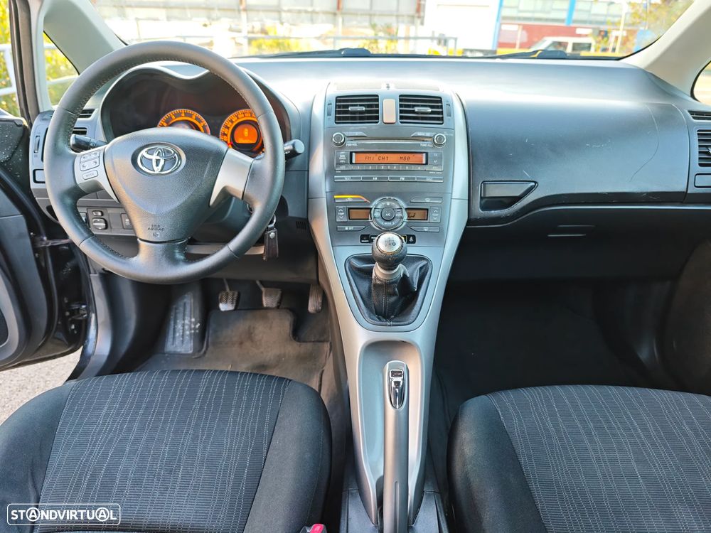 Toyota Auris 1.33 VVT-i AC - 6