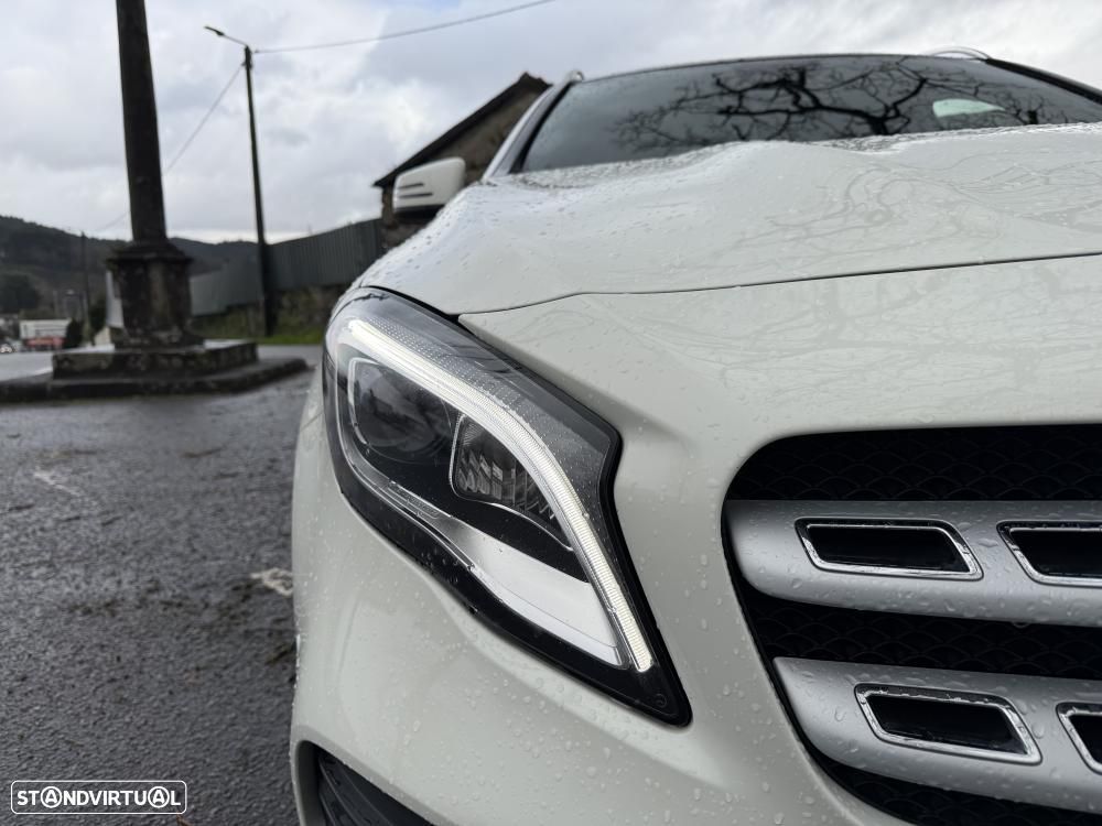 Mercedes-Benz GLA 220 d AMG Line - 13