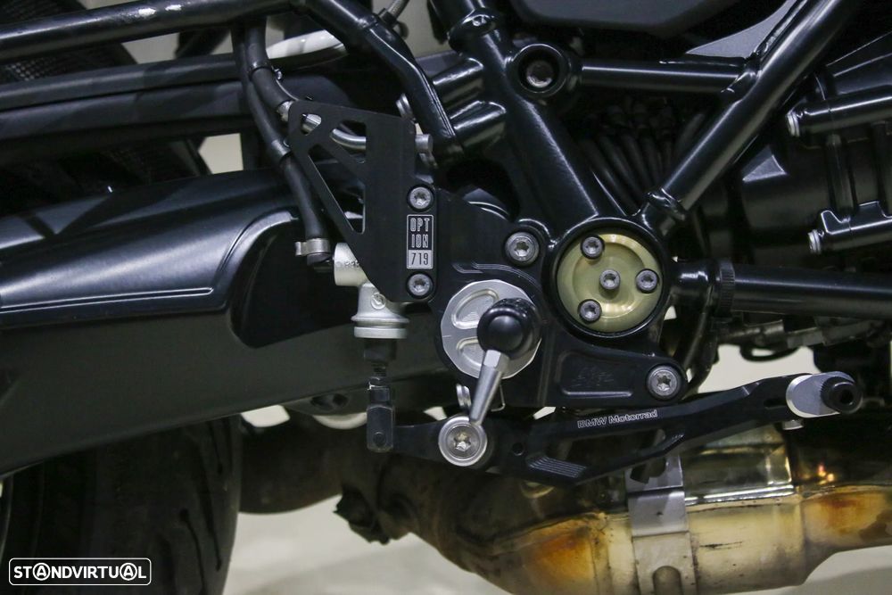 BMW R nineT - 15