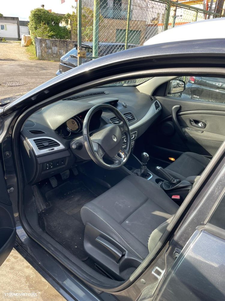 Renault Mégane Sport Tourer 1.5 dCi Confort SS - 7
