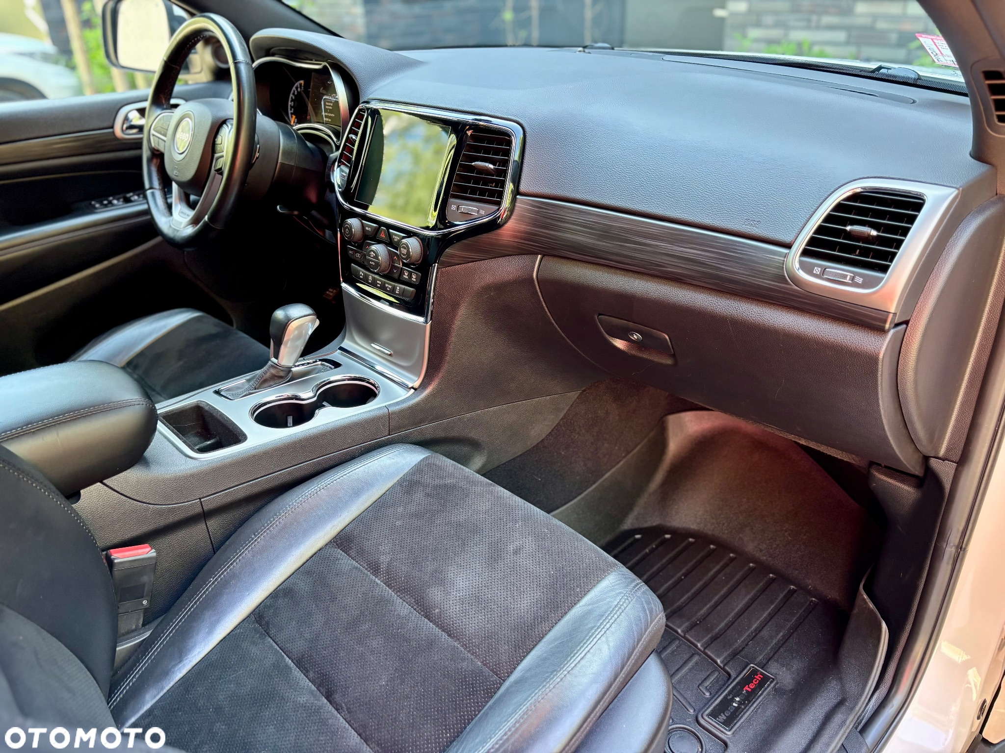 Jeep Grand Cherokee 3.6 V6 Pentastar 4WD Automatik Laredo - 9