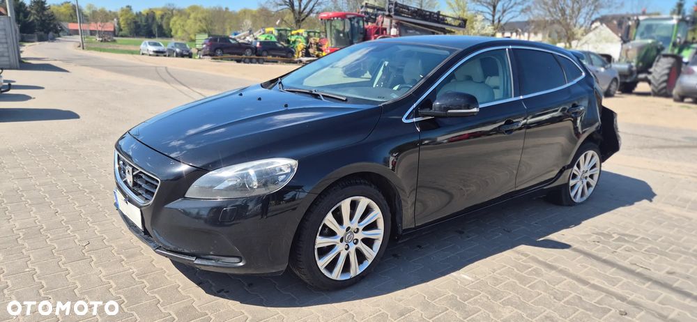 Volvo V40 D2 Base - 3