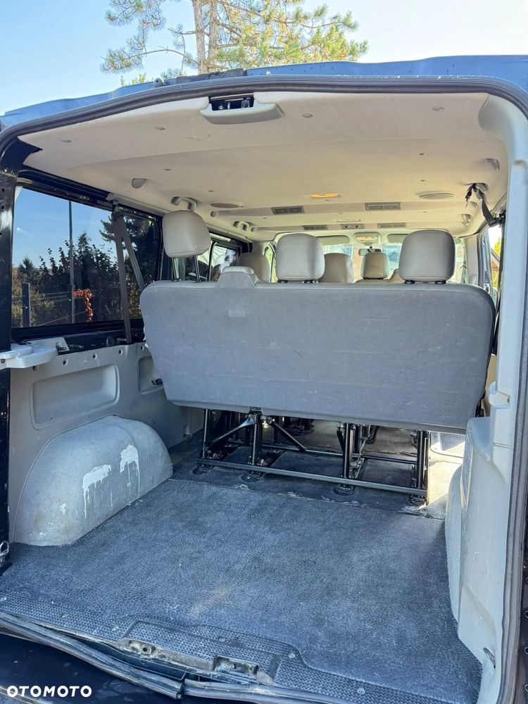 Renault Trafic - 2
