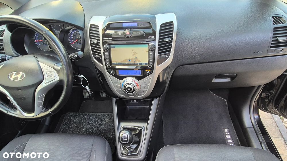 Hyundai ix20 1.6 Premium - 25