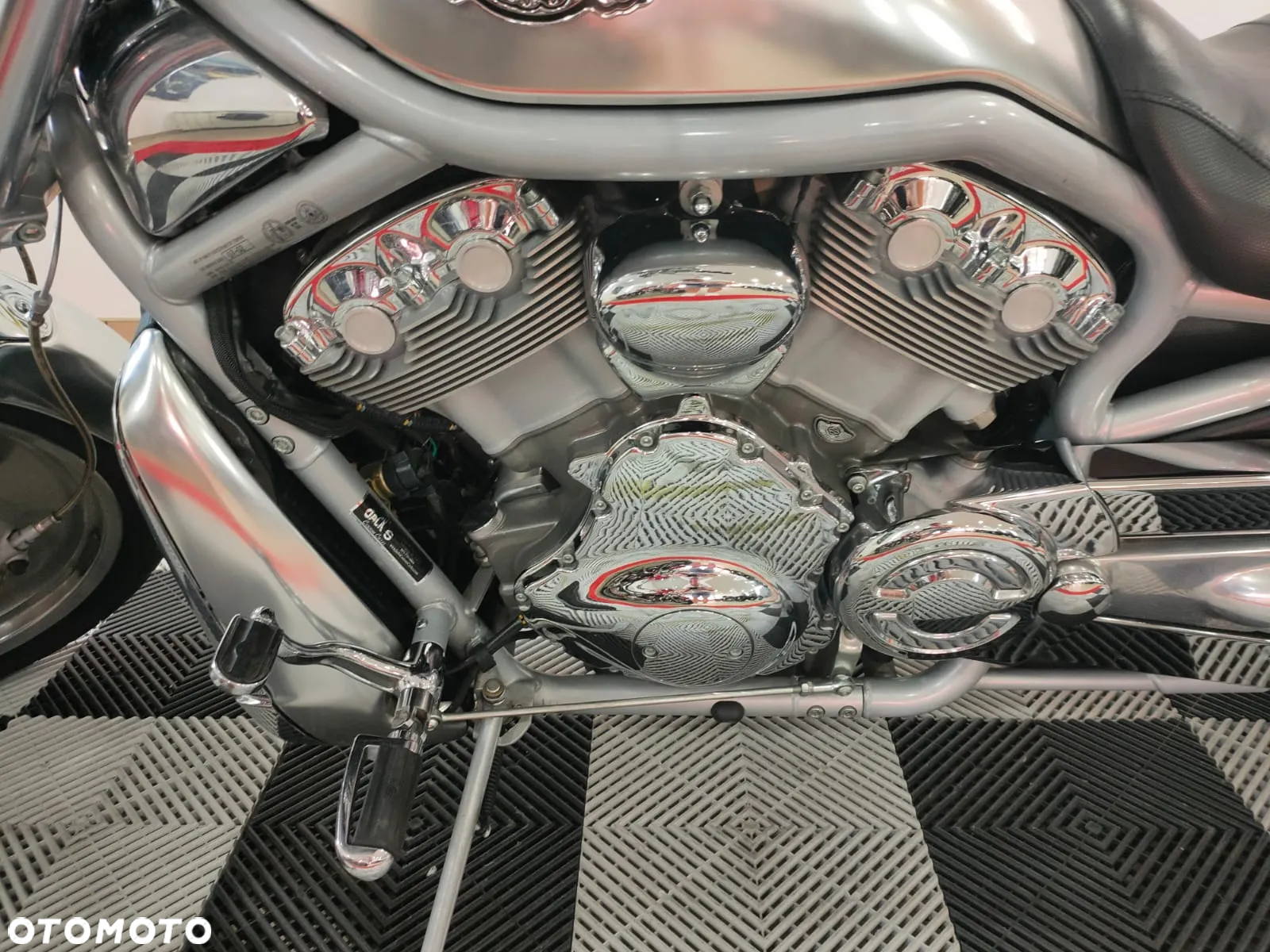 Harley-Davidson Softail V-Rod - 31