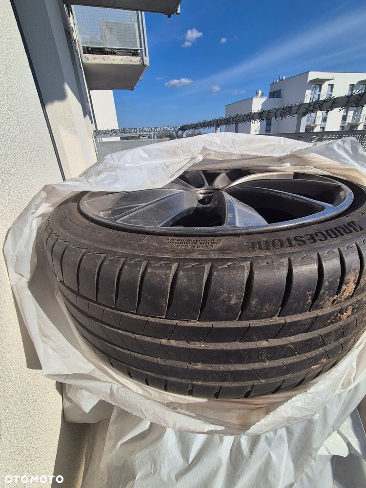 Volkswagen Golf 1.9 TDI 4Motion DPF Tour - 23