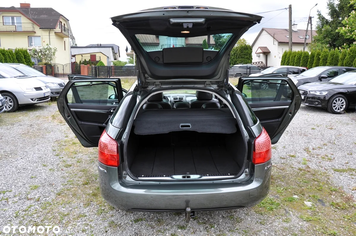 Peugeot 407 2.0 Premium Navtech - 9
