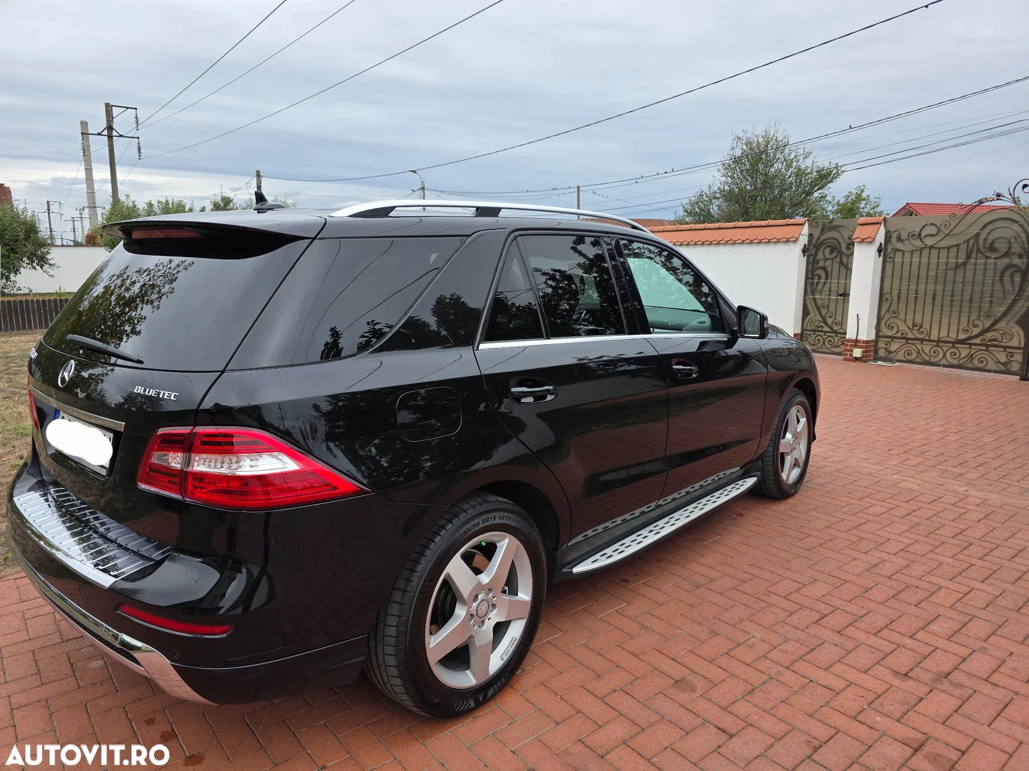 Mercedes-Benz ML 350 BlueTec 4MATIC Aut - 4