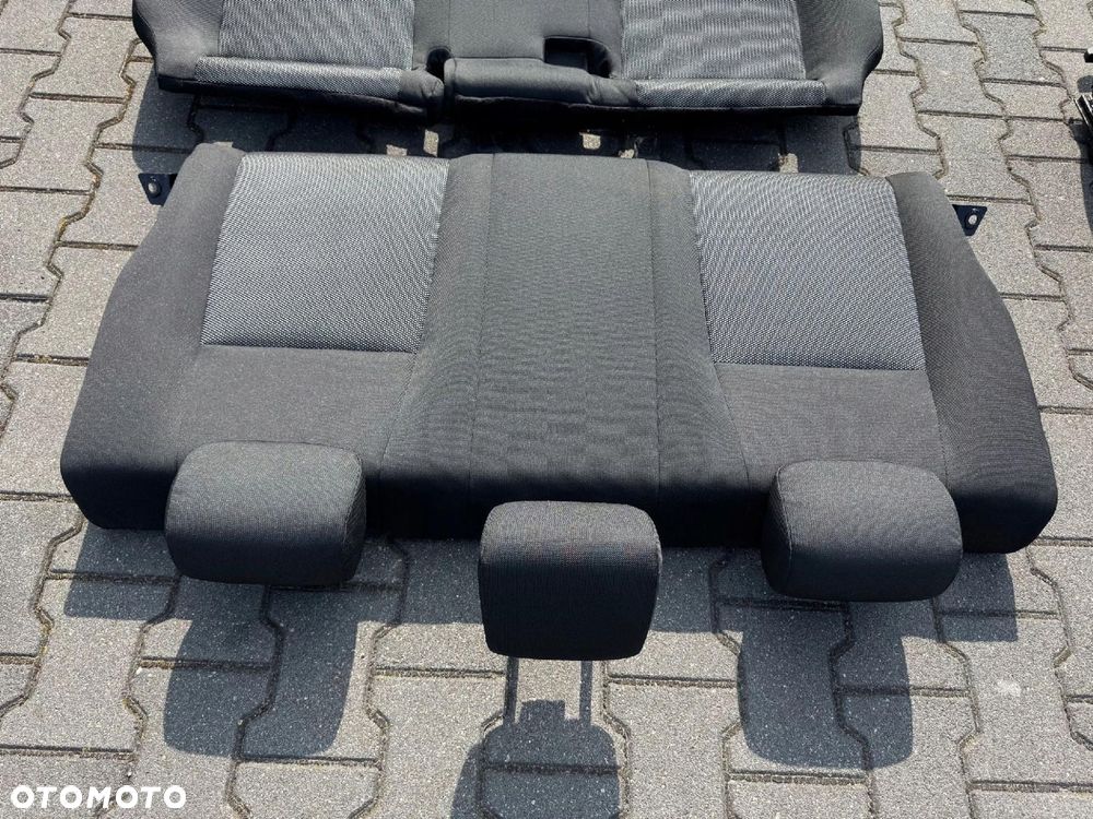 KOMPLET FOTELI + BOCZKI MERCEDES A W177 SEDAN 2021 - 2