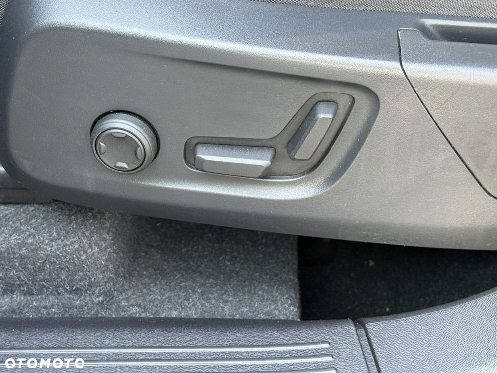 Volvo XC 40 T4 Recharge DKG Plus Bright - 20
