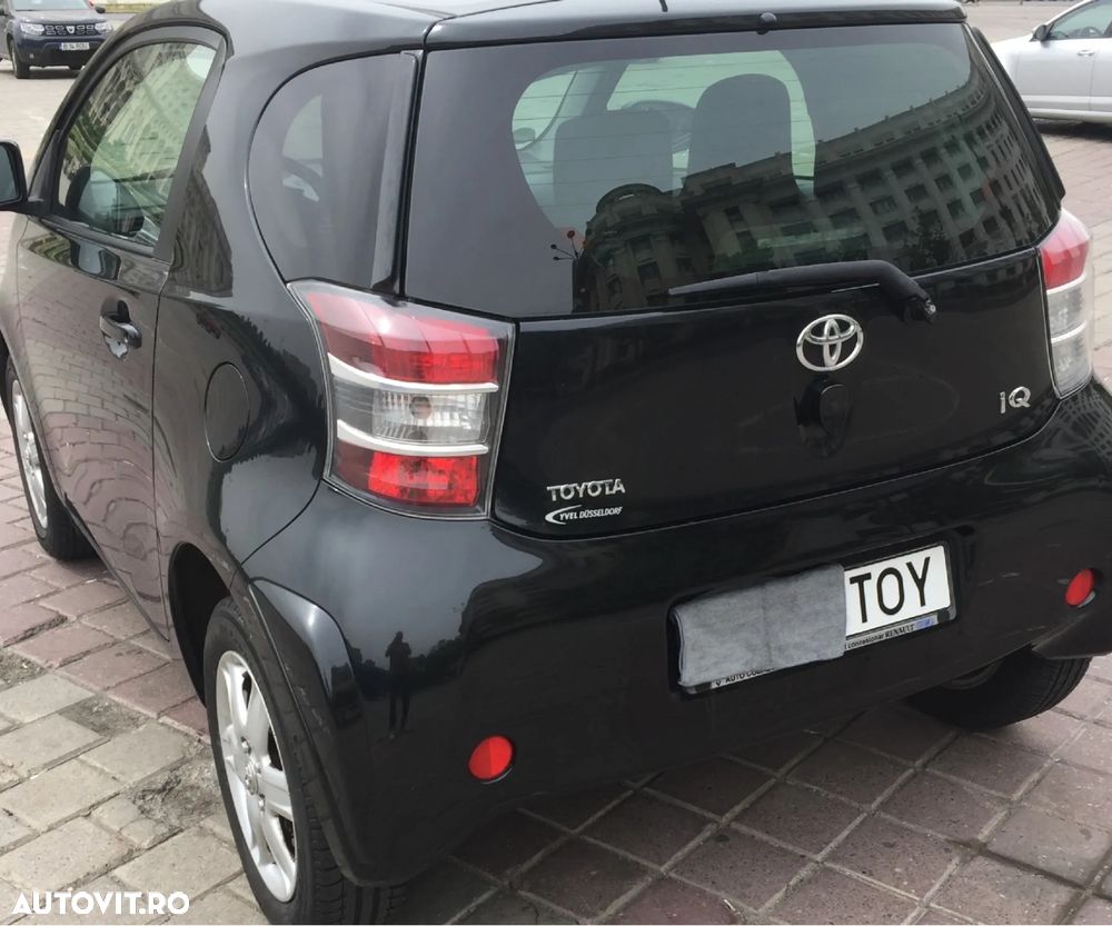 Toyota iQ 1.0 - 4