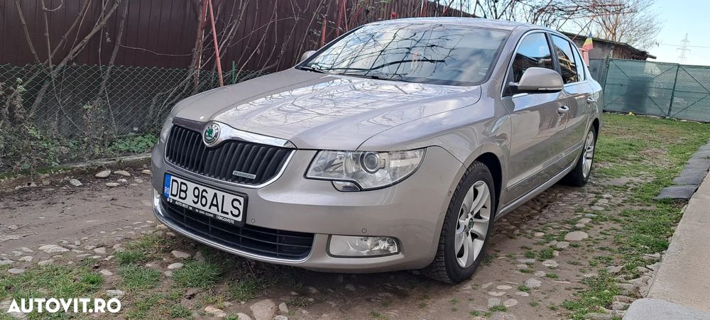Skoda Superb 1.6 TDI GreenLine - 15