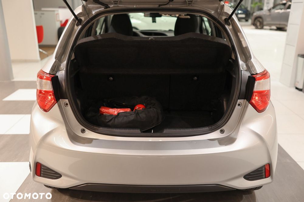 Toyota Yaris - 25