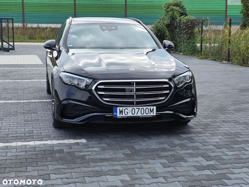 Mercedes-Benz Klasa E 220 d 9G-TRONIC AMG Line NIGHT Edition - 3
