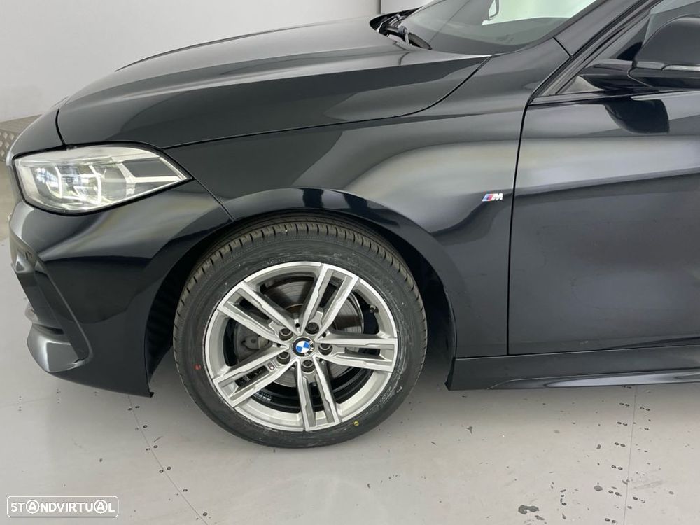 BMW 116 d Pack Desportivo M - 19