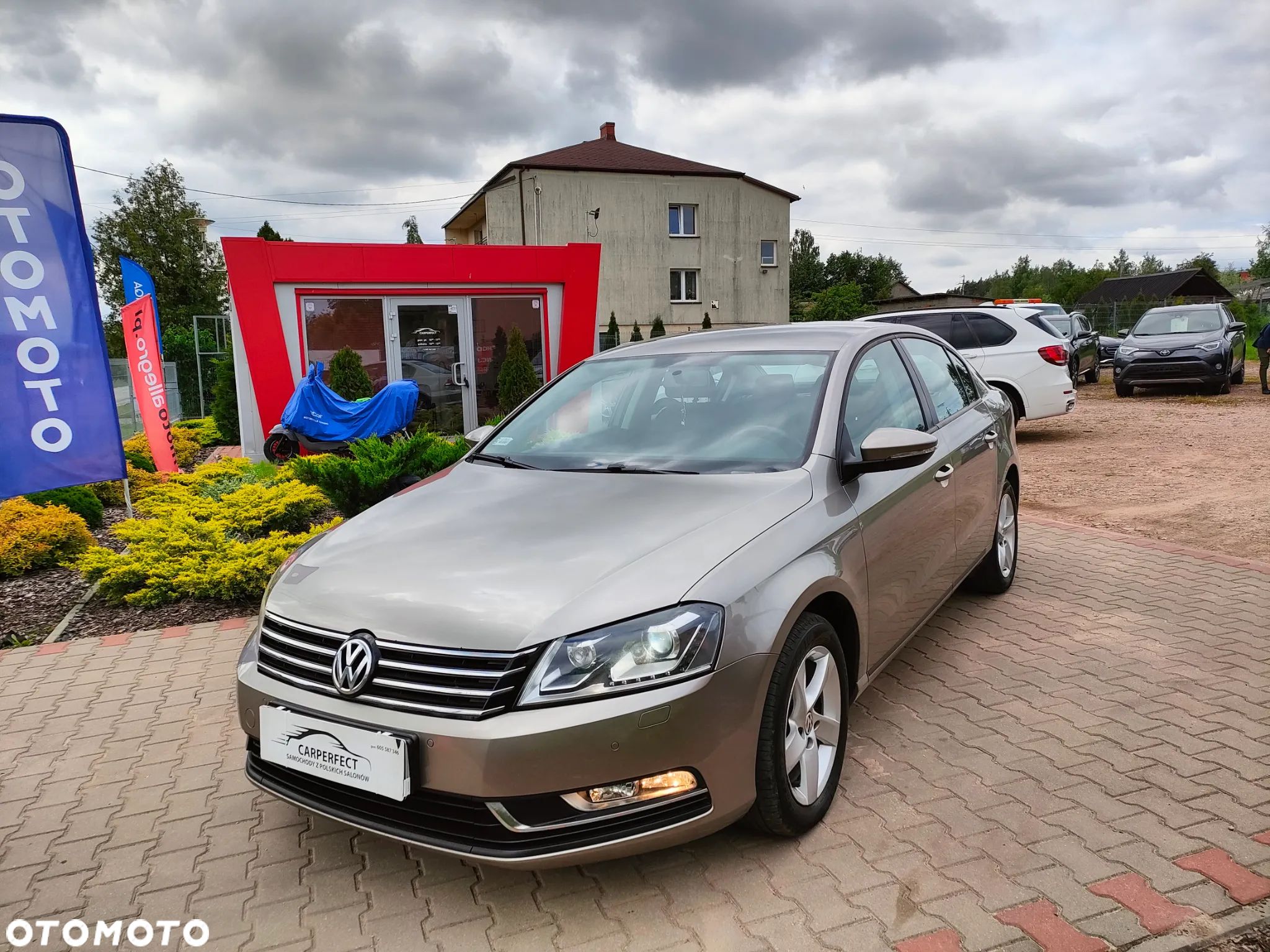 Volkswagen Passat 1.4 TSI Comfortline - 1