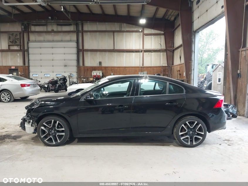 Volvo S60 - 7
