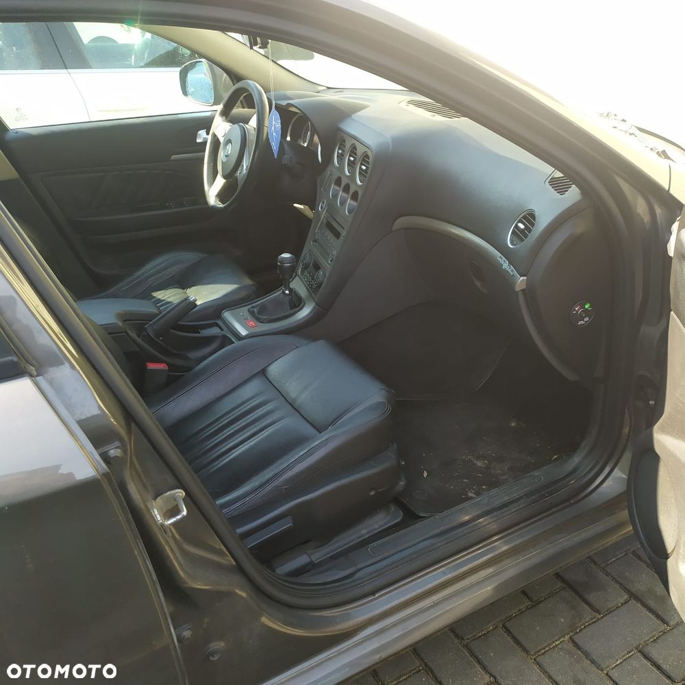 Alfa Romeo 159 1.9 JTDM 8V DPF Distinctive - 3