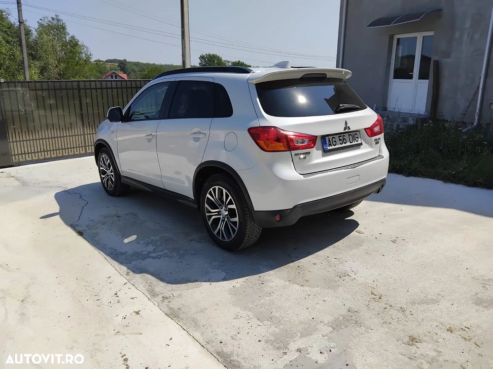 Mitsubishi ASX - 15