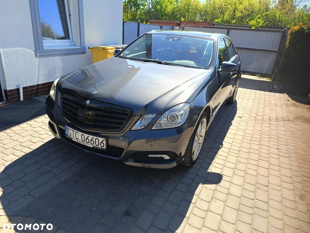 Mercedes-Benz Klasa E 350 CDI BlueEff Avantgarde - 3
