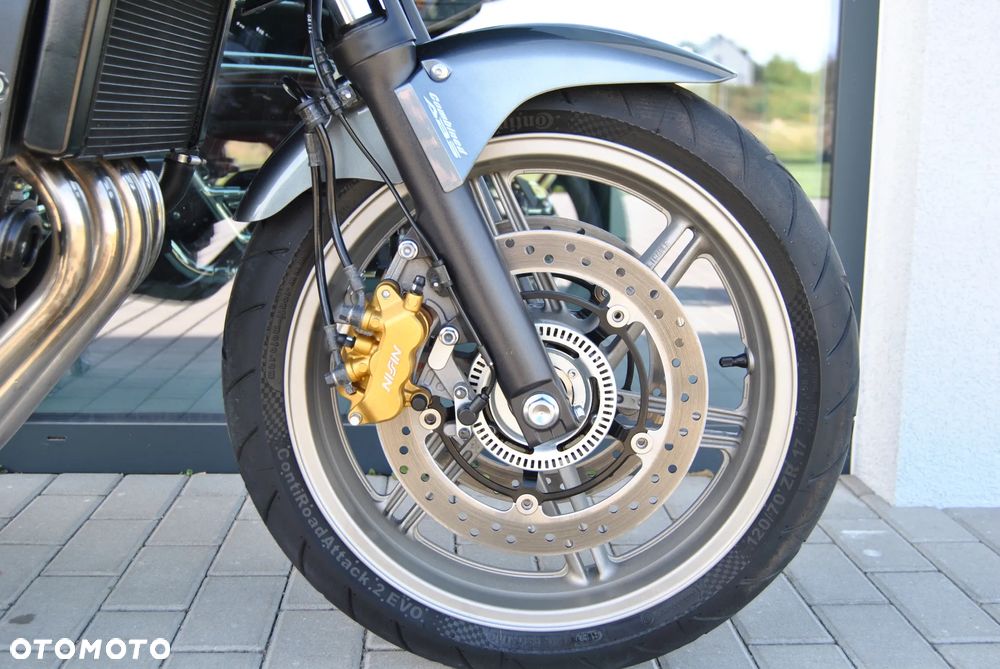 Honda CBF - 24
