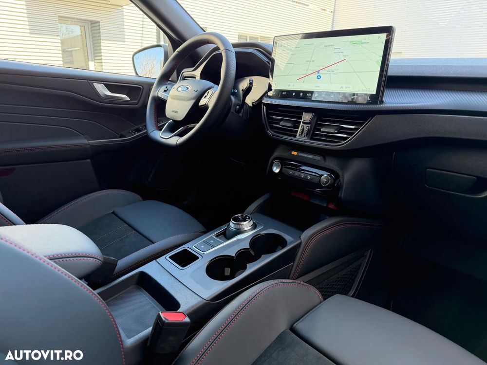 Ford Kuga 2.5 Duratec AWD FHEV ST-Line X - 22