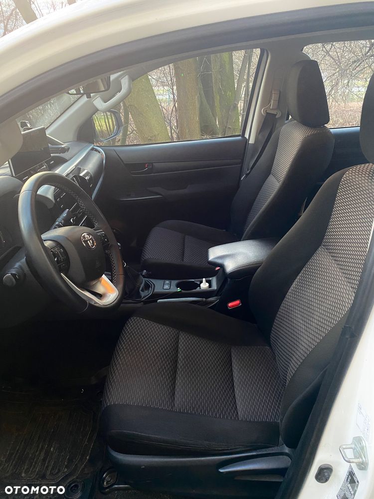 Toyota Hilux 2.4 D-4D Extra Cab DLX 4x4 - 17