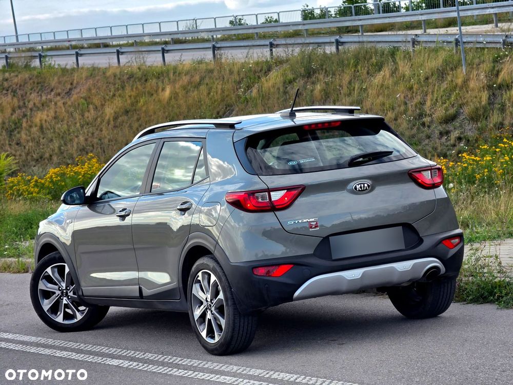 Kia Stonic 1.4 L - 14