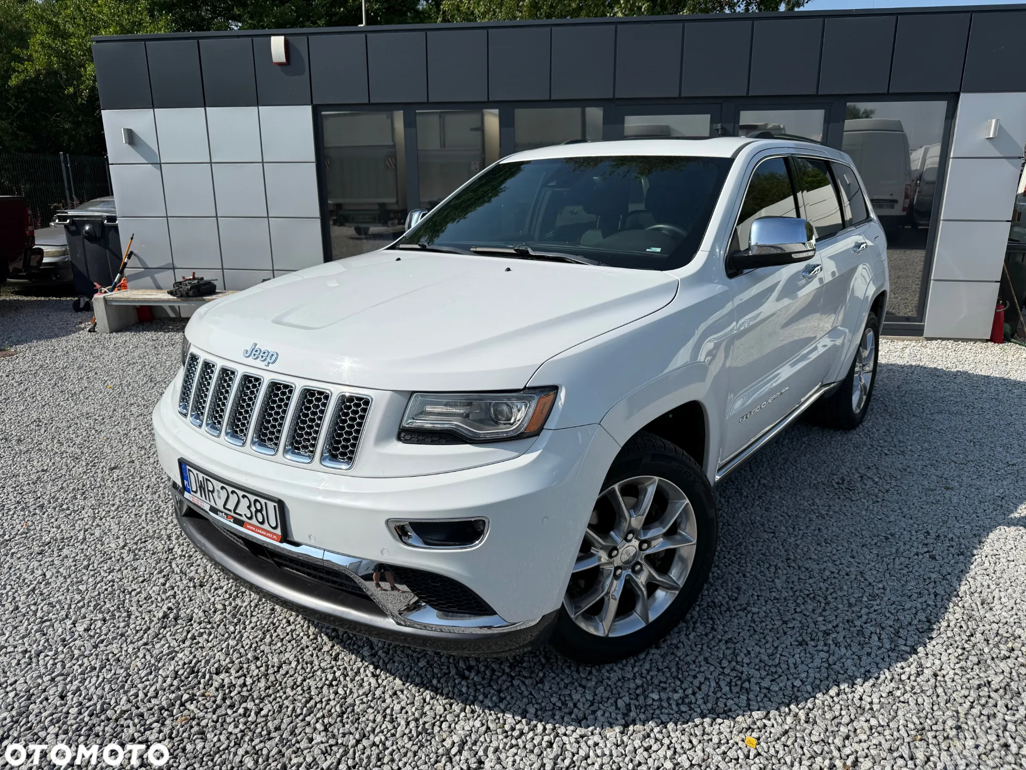 Jeep Grand Cherokee 5.7 V8 HEMI 4WD Automatik Summit - 25