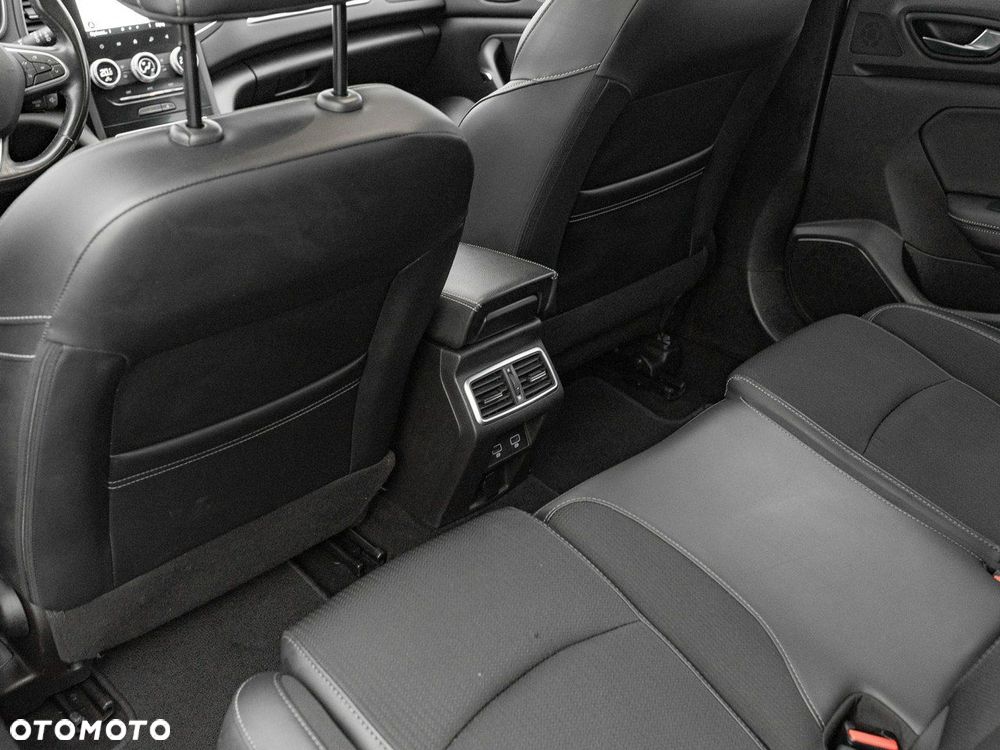 Renault Megane 1.5 Blue dCi Intens EDC - 25