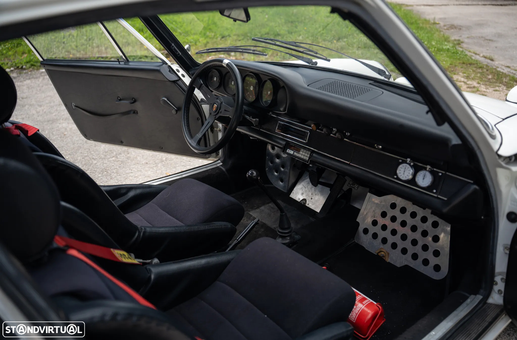 Porsche 911 Série F - 51