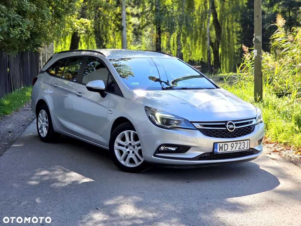 Opel Astra 1.6 CDTI Elite - 2