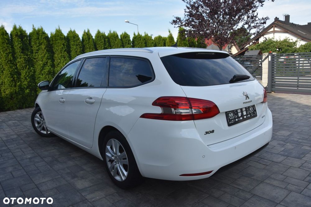 Peugeot 308 1.6 BlueHDi Allure S&S - 6