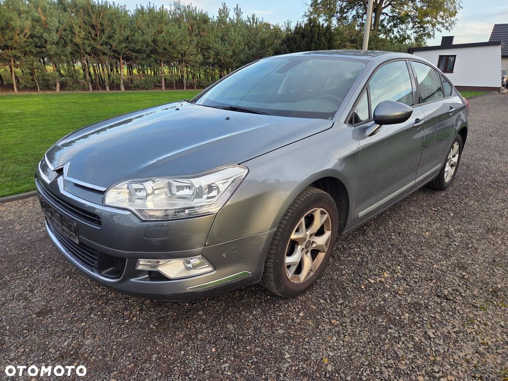 Citroen C5 2010 photo 2
