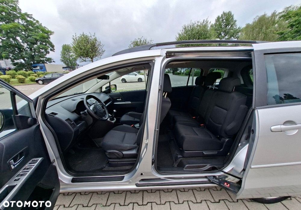 Mazda 5 - 24