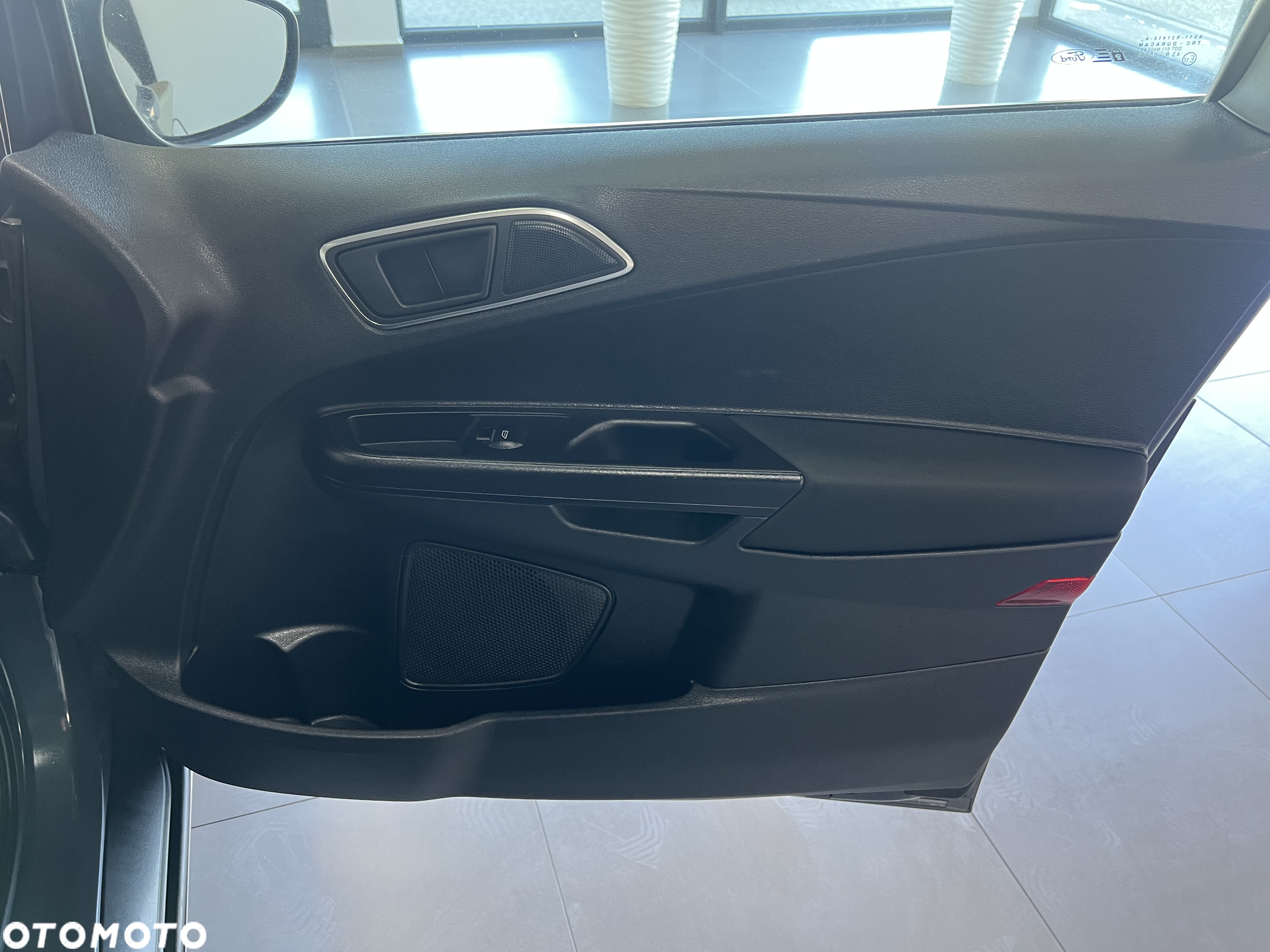 Ford B-MAX - 24