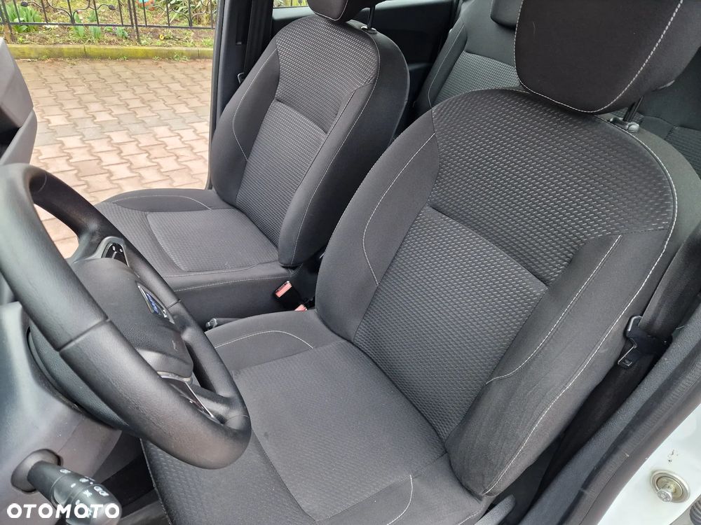 Dacia Lodgy 1.6 SCe Laureate S&S - 23