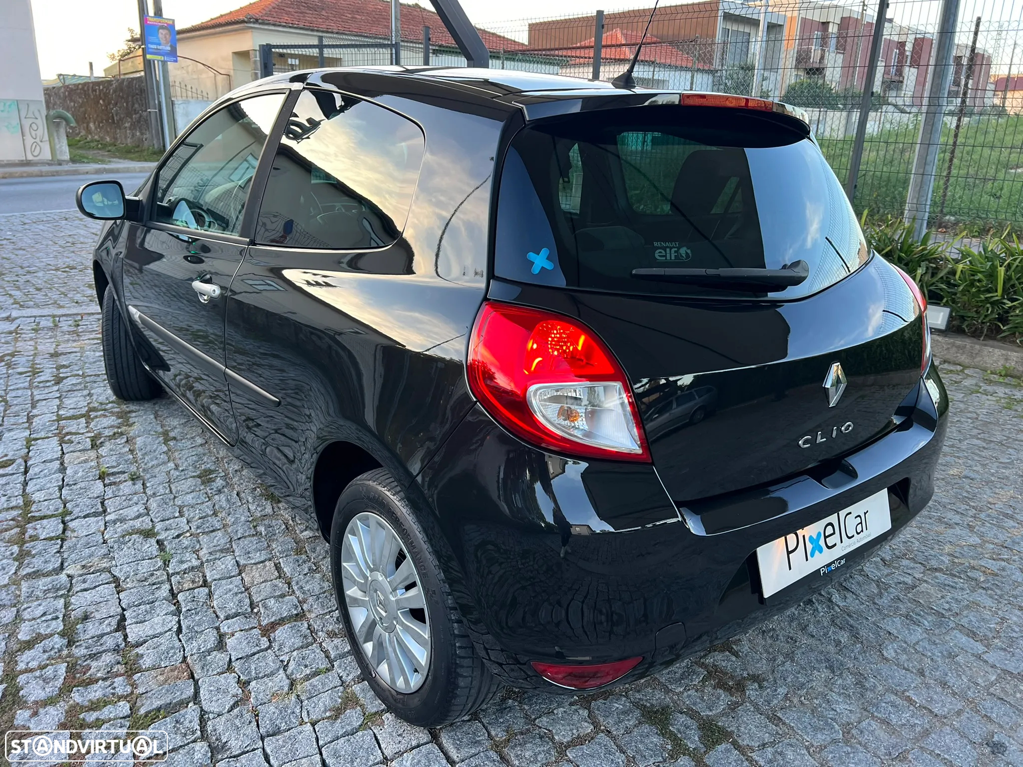 Renault Clio 1.2 16V GT 130g - 7