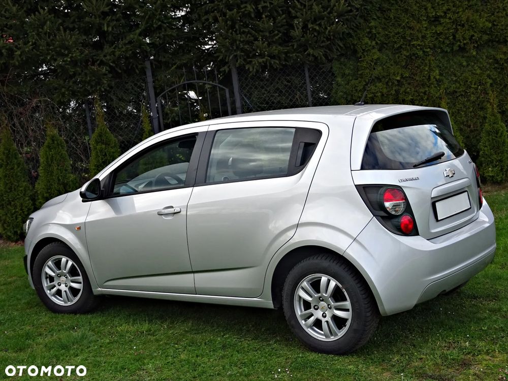 Chevrolet Aveo - 18