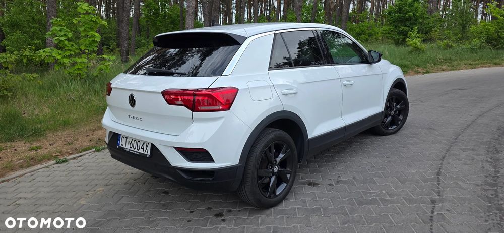 Volkswagen T-Roc - 3